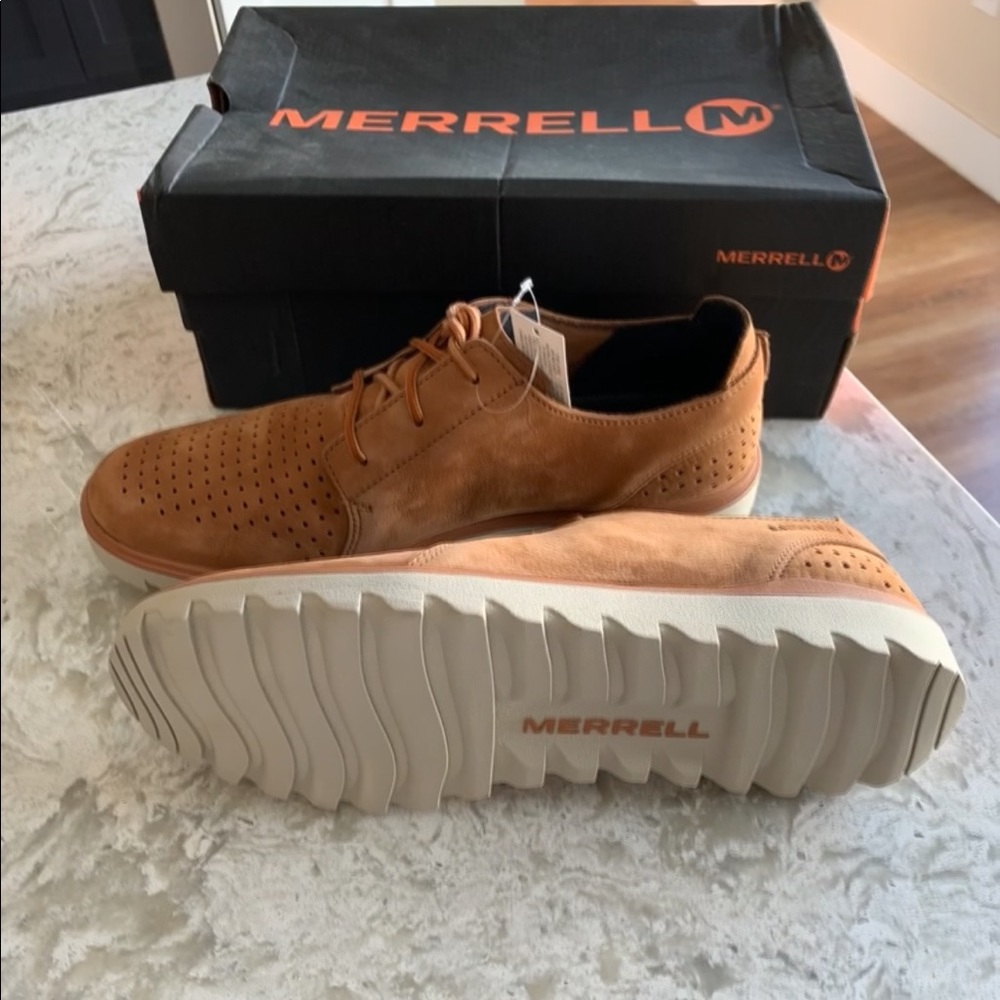 NEW Merrell Downtown lace shoes in the box
